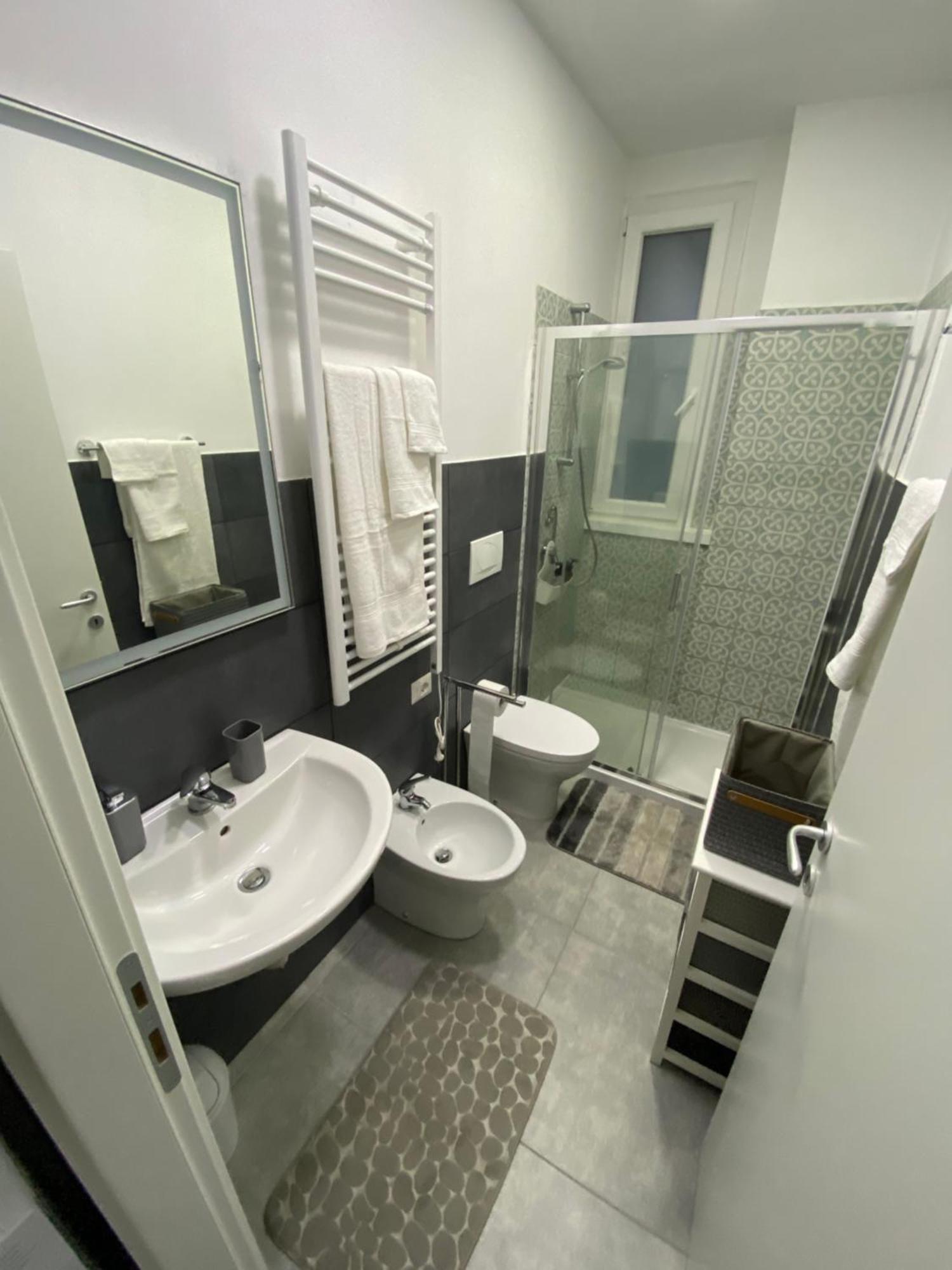 Niguarda / Bicocca Apartment Milano Ngoại thất bức ảnh
